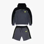 Buy the Short set featuring the Syna logo – Black/Volt – at a bargain price from Syna Worlds. You can rely on our quality guarantee.