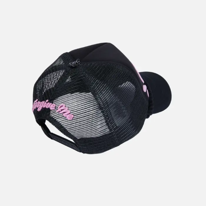 Buy the Syna World Logo Cap – Pink and Black lack Cap at low prices from Syna Worlds. Fast delivery worldwide and easy returns. Hurry!