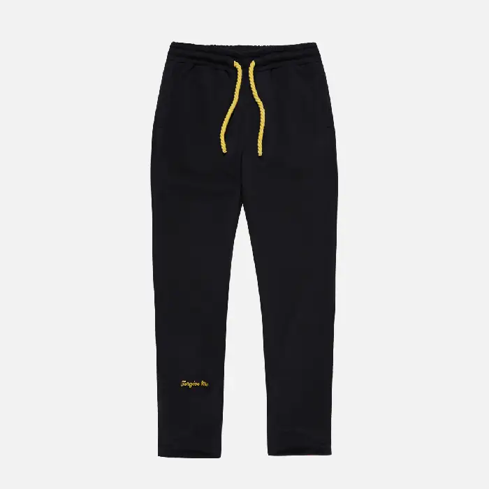 Syna World Trousers: Yellow Logo – Blackk. An attractive product – get new items at an affordable price. At Syna World.