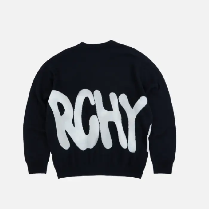 Discover the latest Synarchy Cashmere Jumper Blackat a low price in our official shop.Hurry up and shop now. Limiyed Collection available.