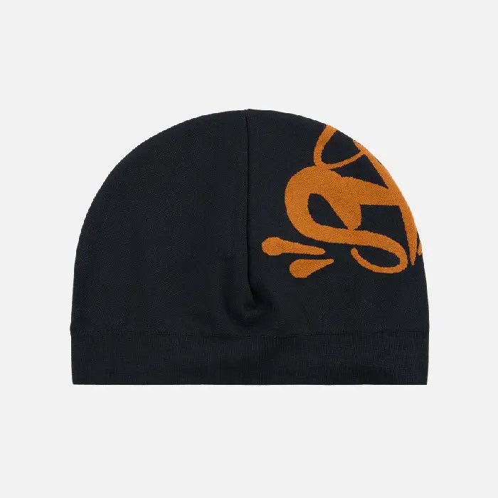 Buy the Syna Orange Syna World Logo Black Beanie beanie from the official Syna World shop. Fast delivery worldwide with easy returns.