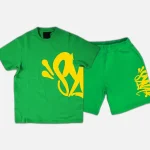 Discover the complete Synaworld Team Syna Green Shorts Set at Syna Worlds. Fast delivery worldwide and easy returns.