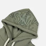 Discover the full Syna World Tracksuit with Syna Logo in Salvia at Syna Worlds. Fast delivery worldwide and easy returns.