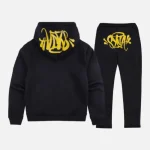 Discover the latest Syna World Yellow Logo Black Tracksuit by buying it online. Visit our Syna Worlds shop.