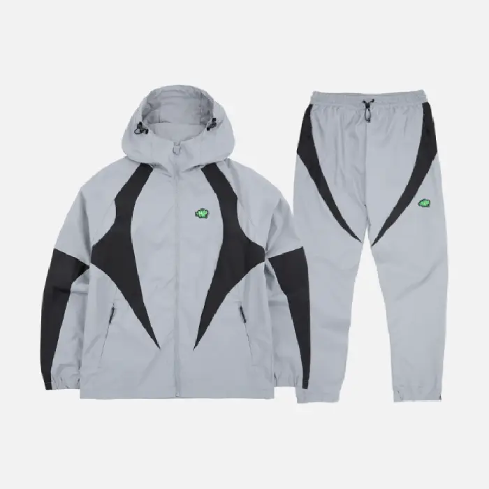 Discover the new Syna World Grey Tracksuit from Syna Worlds. Available in all sizes and colours. Fast delivery worldwide.