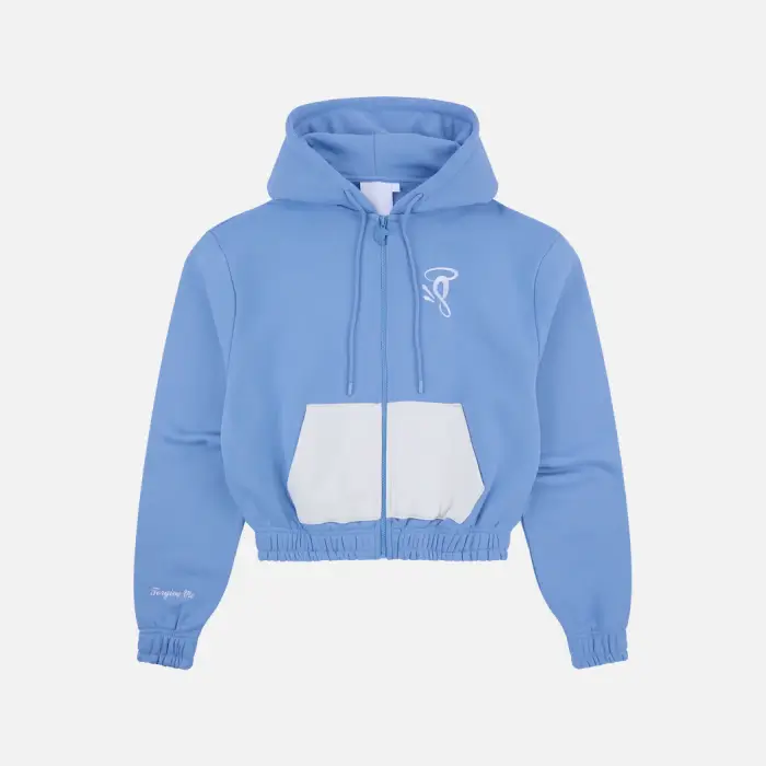 The perfect blend of design, quality and functionality makes the Syna World Lil Syna Women’s Blue Tracksuit a must-have