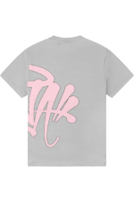 Buy the Syna world Syna Logo T-Shirt Grey/Pink from the official Syna World shop. Fast delivery worldwide with easy returns.