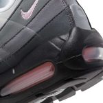 Nike Air Max 95 at a low price at Syna World. Browse our extensive collection, with all sizes available. Fast delivery.