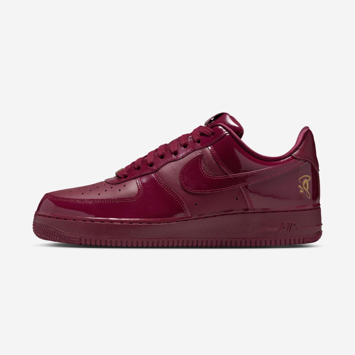 Syna World x Nike Now in stock at Syna World. Fashionable styles, easy returns and secure delivery.